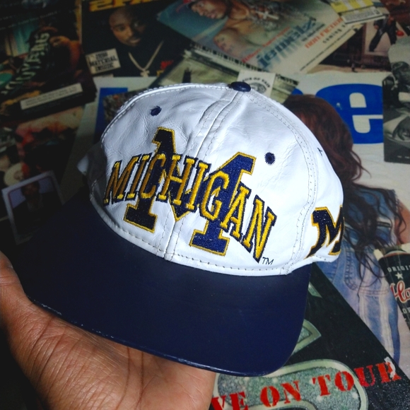 Vintage Michigan Wolverines Leather Buckle Strapback Snapback hat Cap retro - Picture 1 of 9
